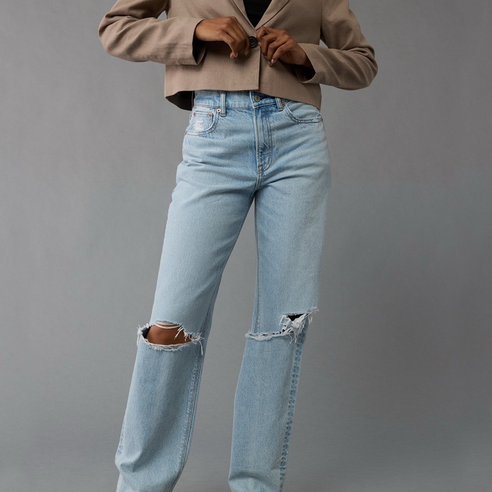 American Eagle Outfitters Light Blue Ripped Straight Leg Jeans